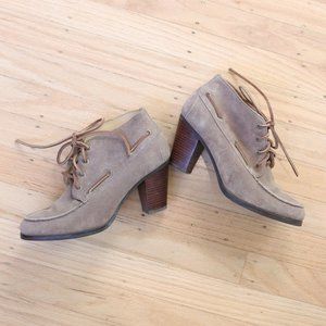 Sebago Ashton 360 Moc Heeled Booties - Suede Taupe | Size 7